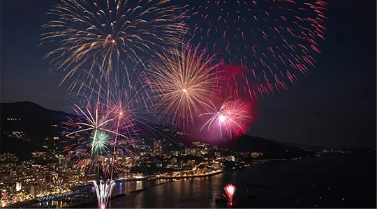 熱海海上花火大会